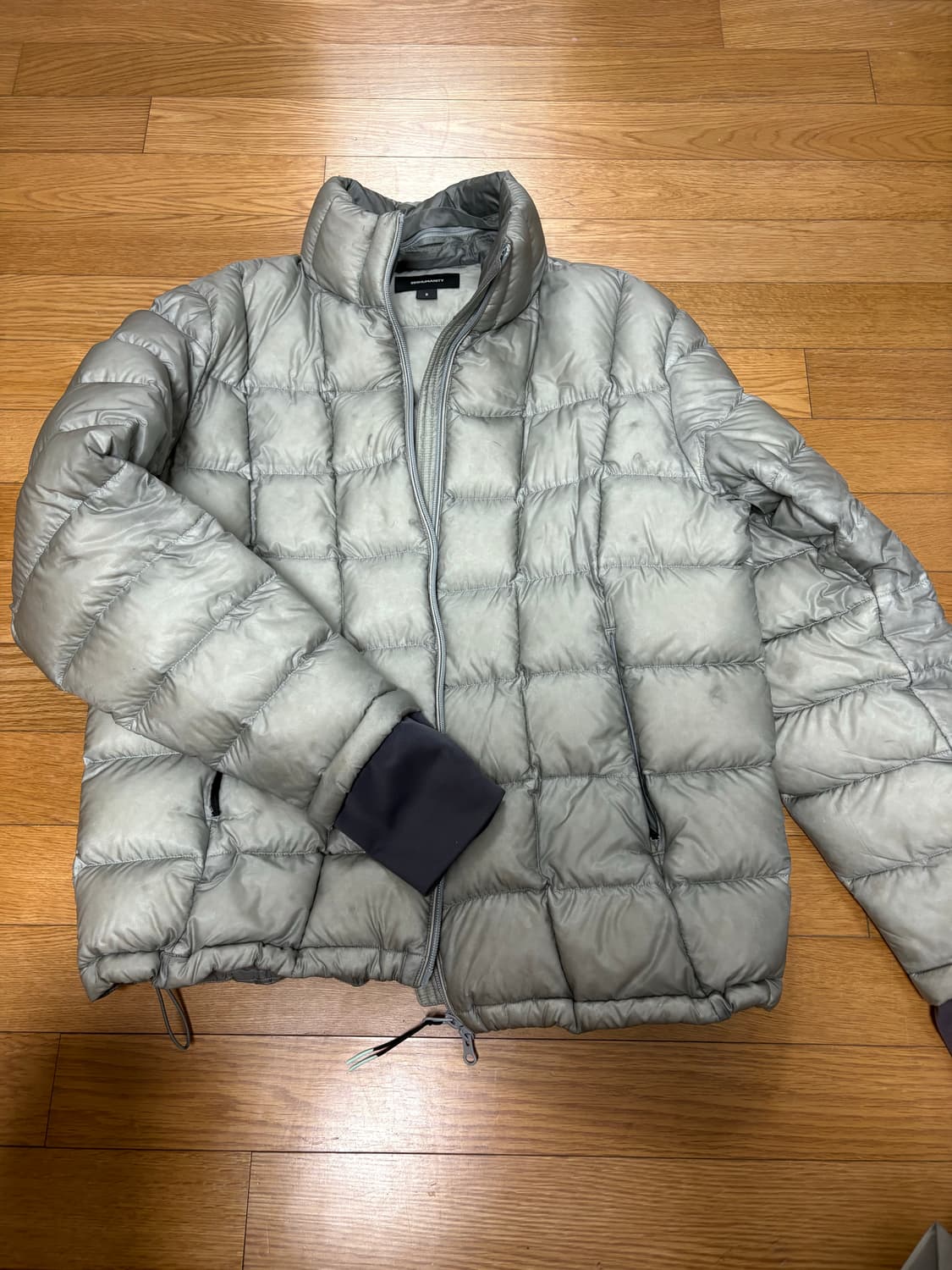 999휴머니티 모듈러 경량패딩 그레이 상품이미지2