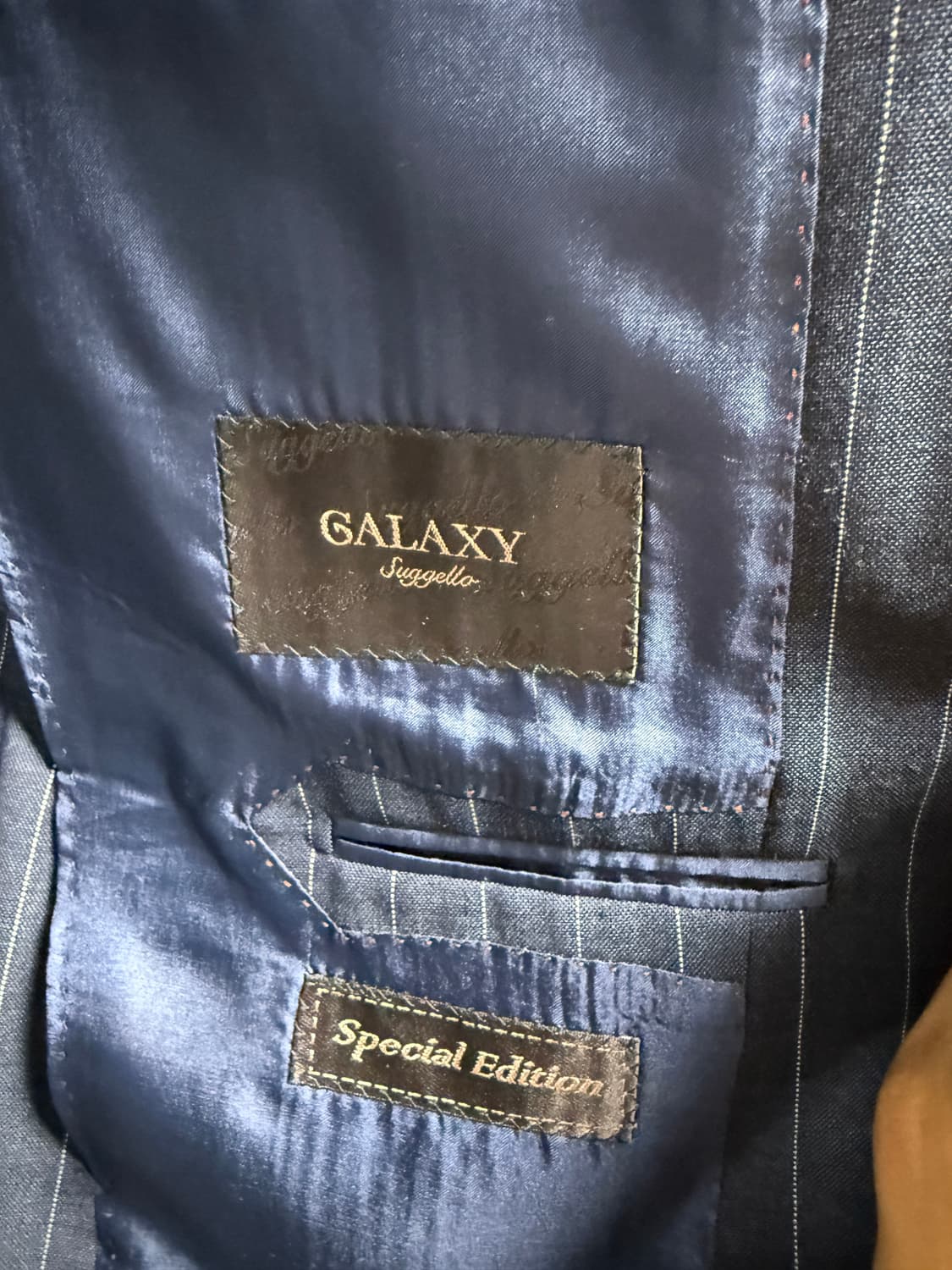 갤럭시 수트 에르메네질도제냐 원단 상품이미지3