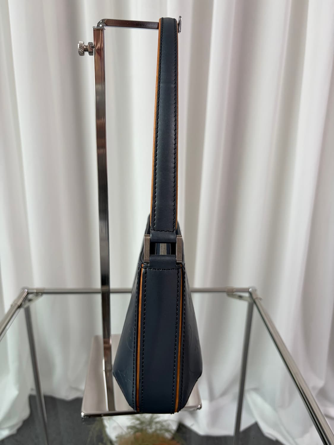 루이비통 블루 모노그램 매트 파울러 숄더백 상품이미지5