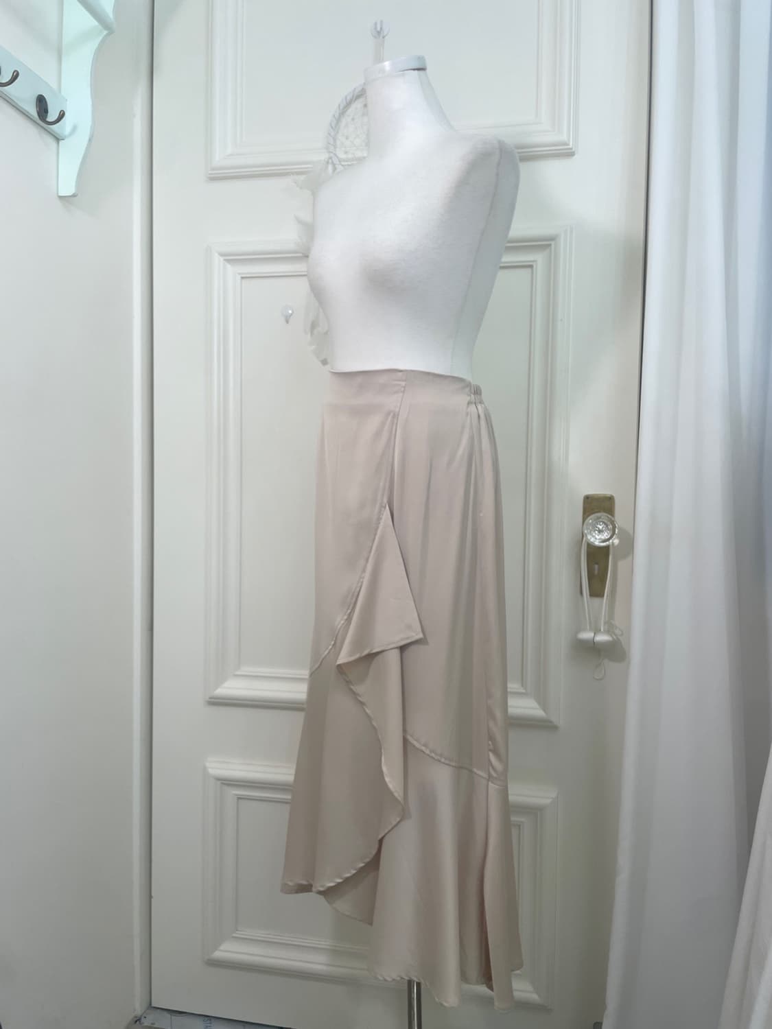 pink beige ruffle back banding long skir 상품이미지2