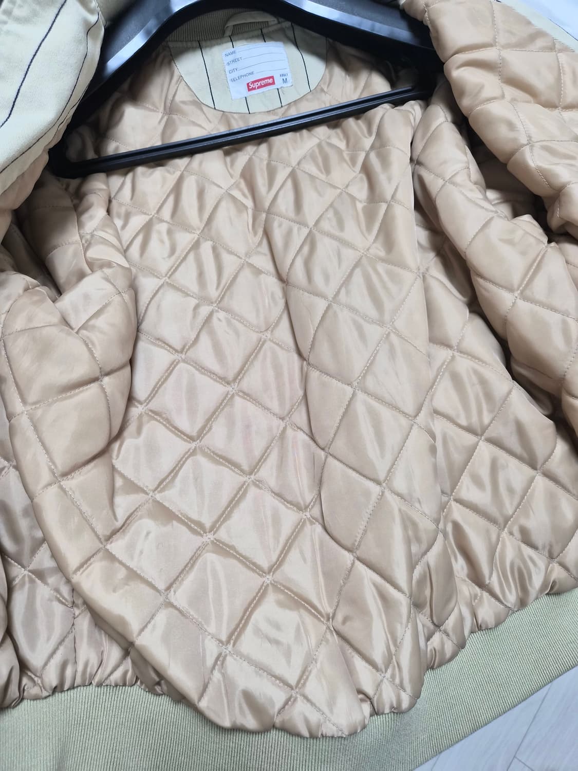 슈프림 최고 핀스트라이프 바시티 탄 M사이즈 상품이미지4