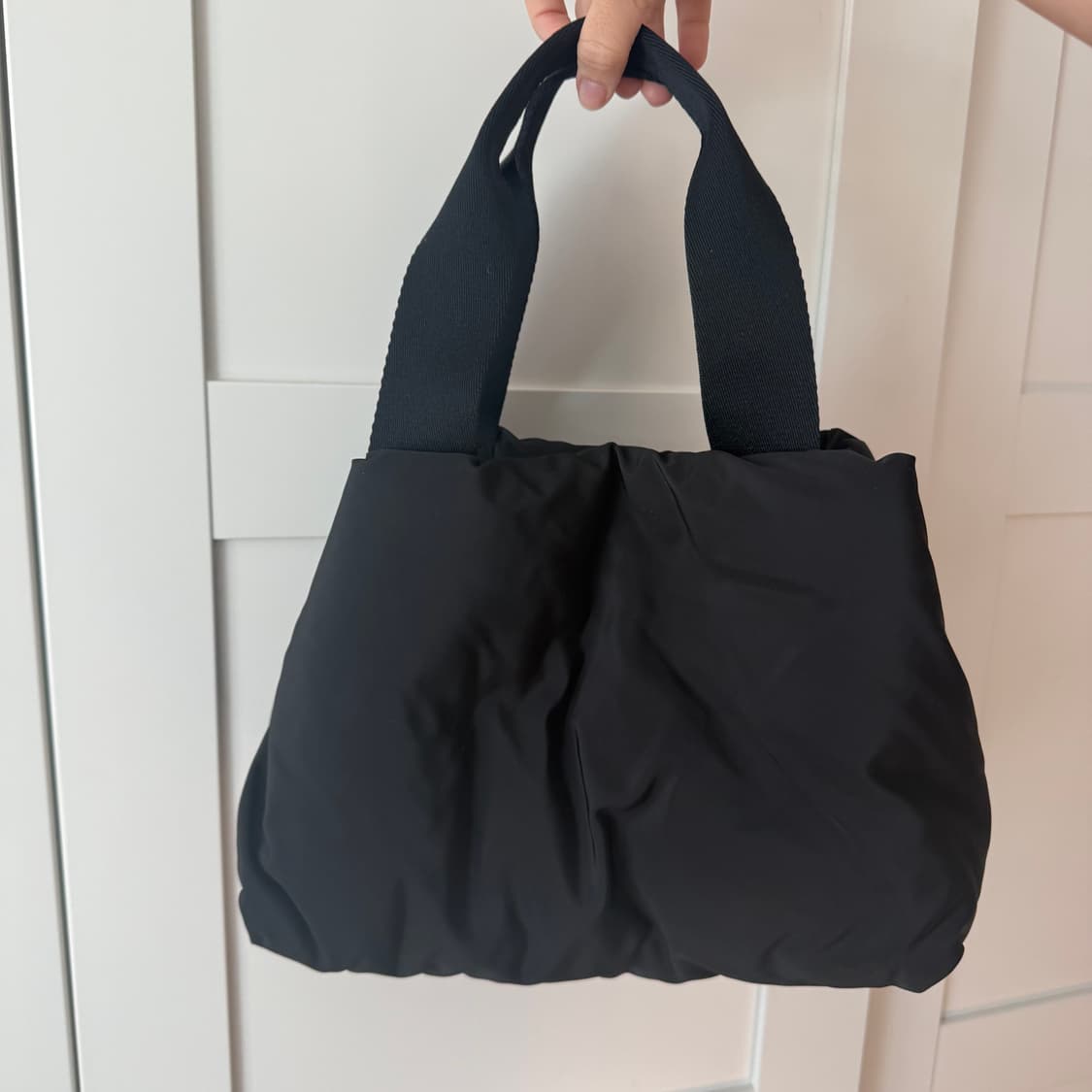 코스 패디드 쇼퍼백 상품이미지2