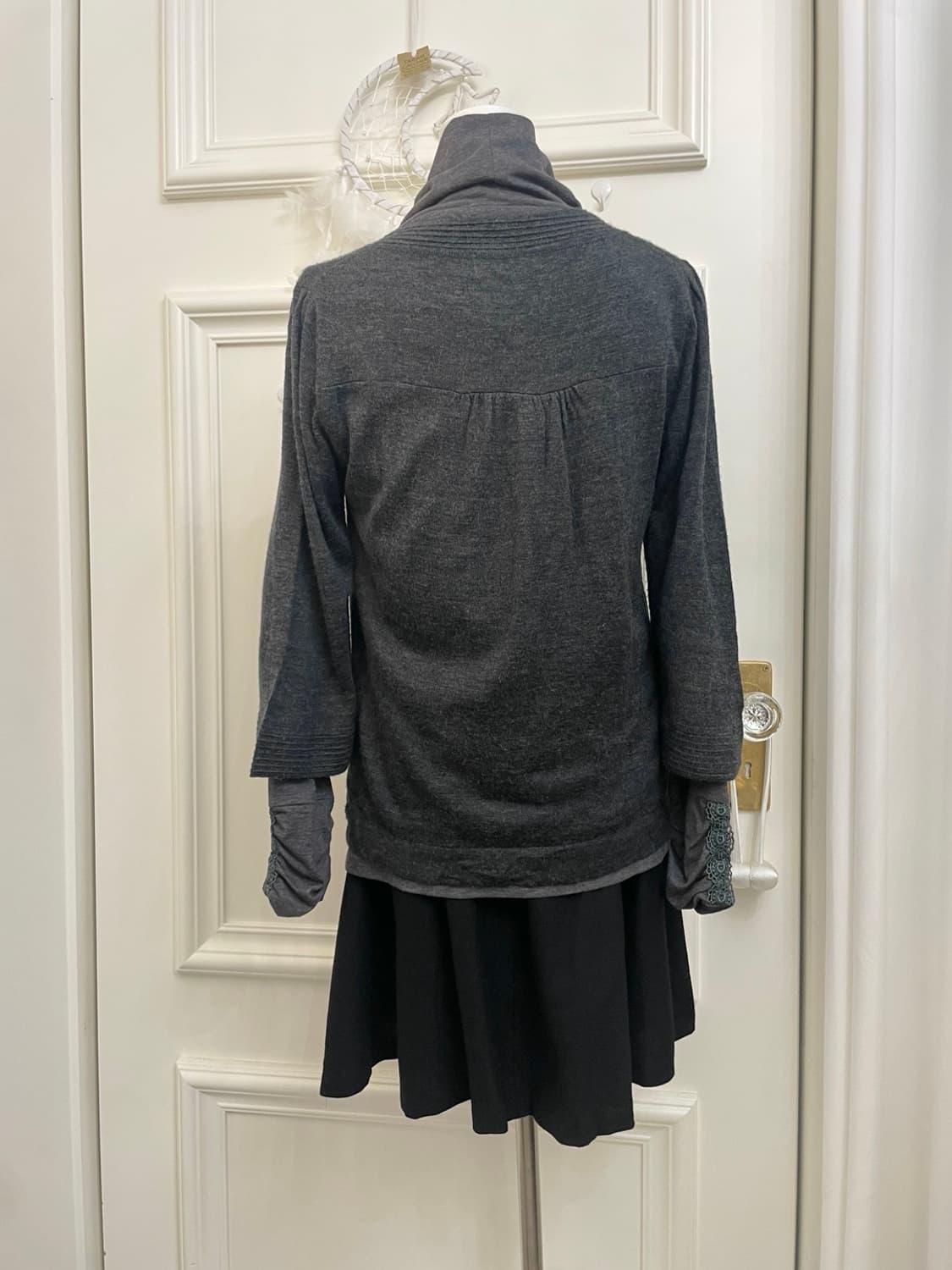 charcoal 3button shirring point cardigan 상품이미지4