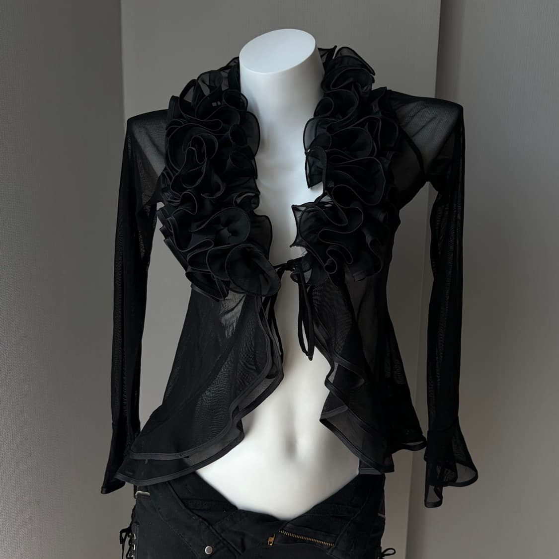 Sheer Ruffle Bolero cardigan 상품이미지1