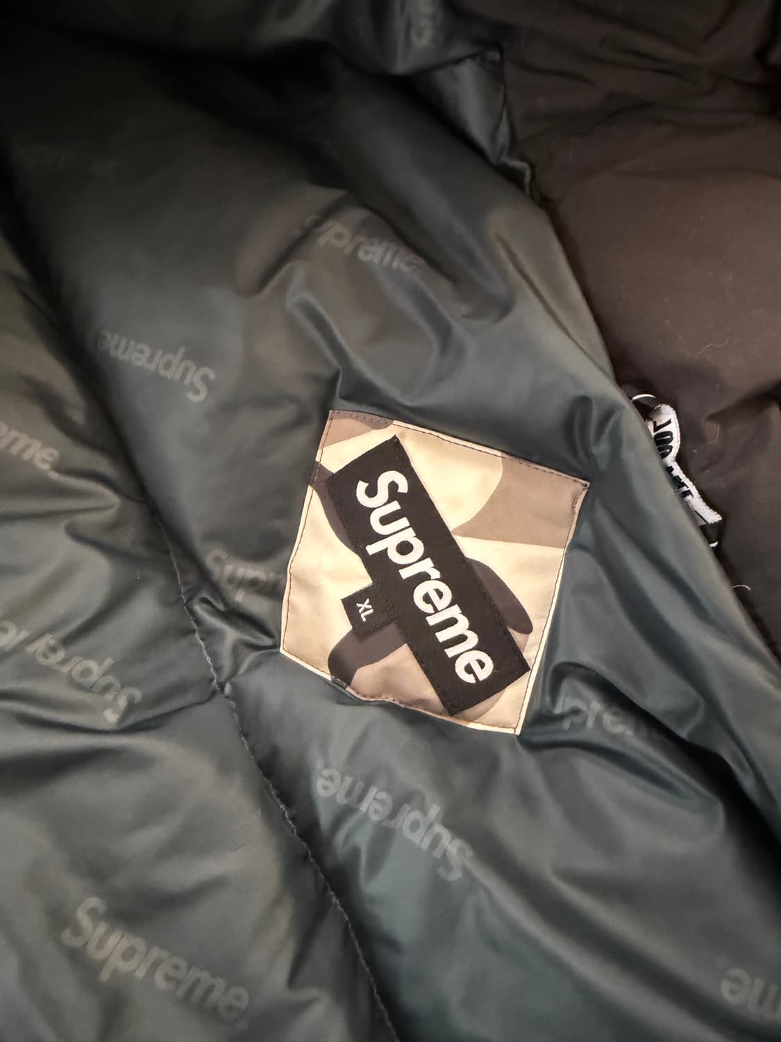 슈프림 스노우 카모 다운  상품이미지8