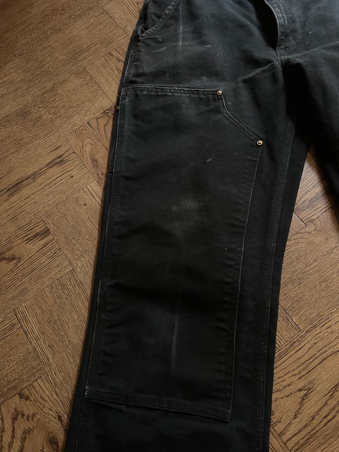 [32]칼하트 Made in USA 더티워싱 블랙 더블니 워크 팬츠 상품이미지5