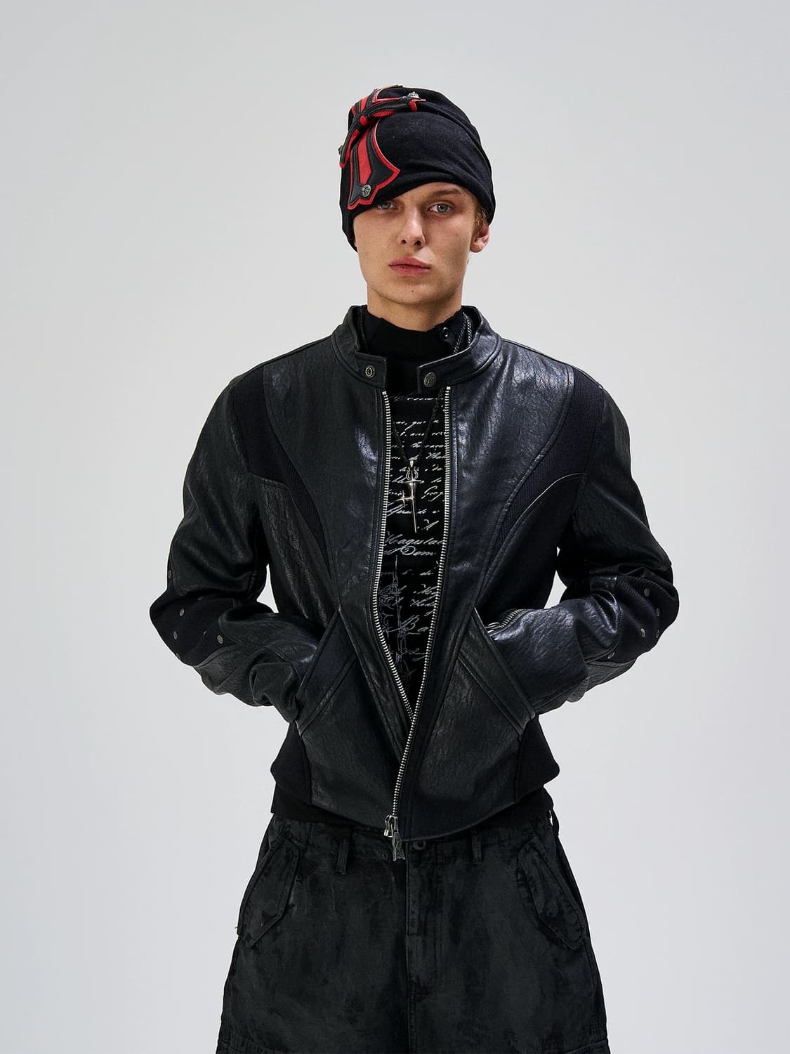 슬림핏 크롭 레더 자켓 상품이미지1