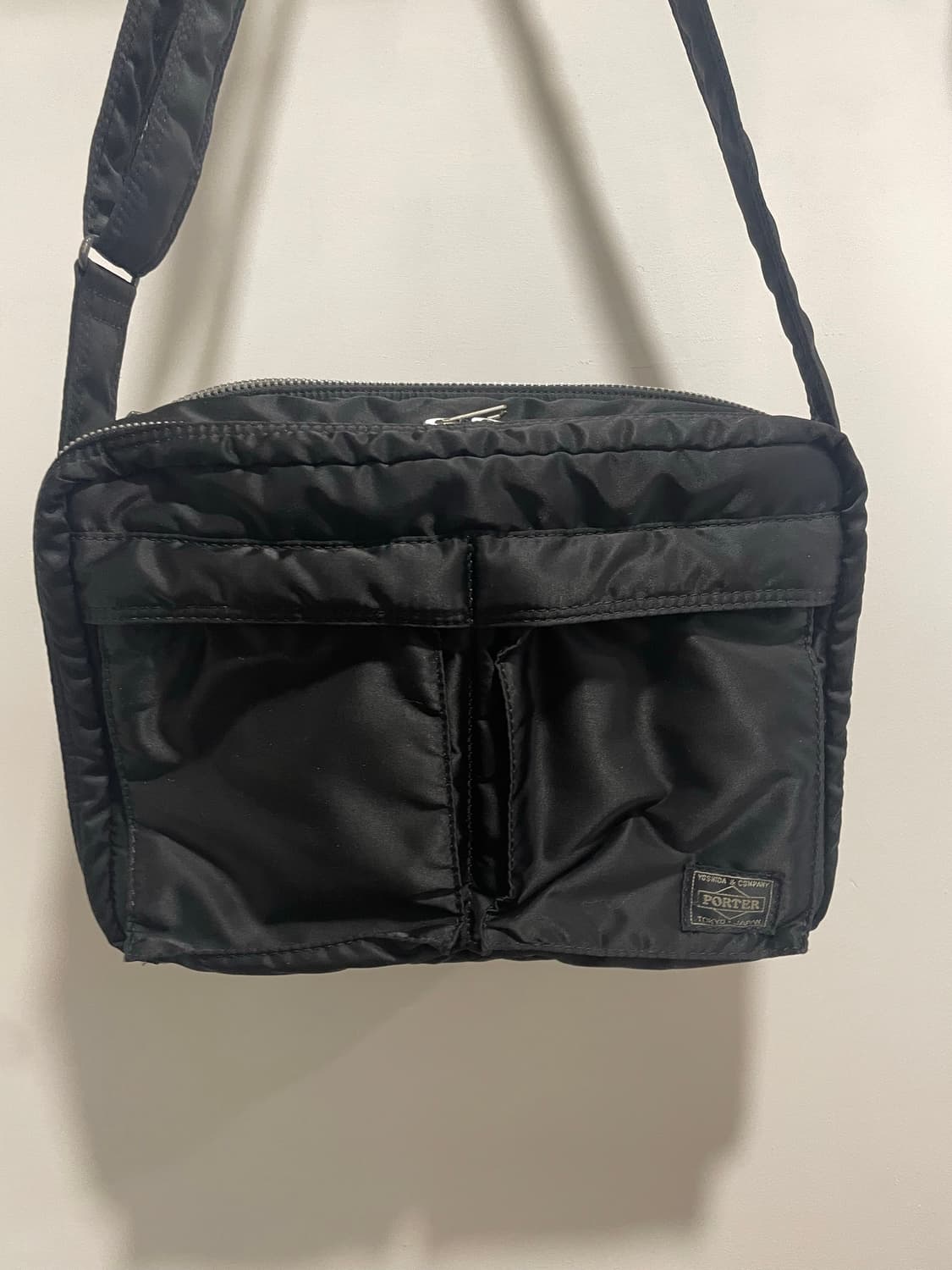 요시다포터 탱커 숄더백 L 라지 블랙 상품이미지1