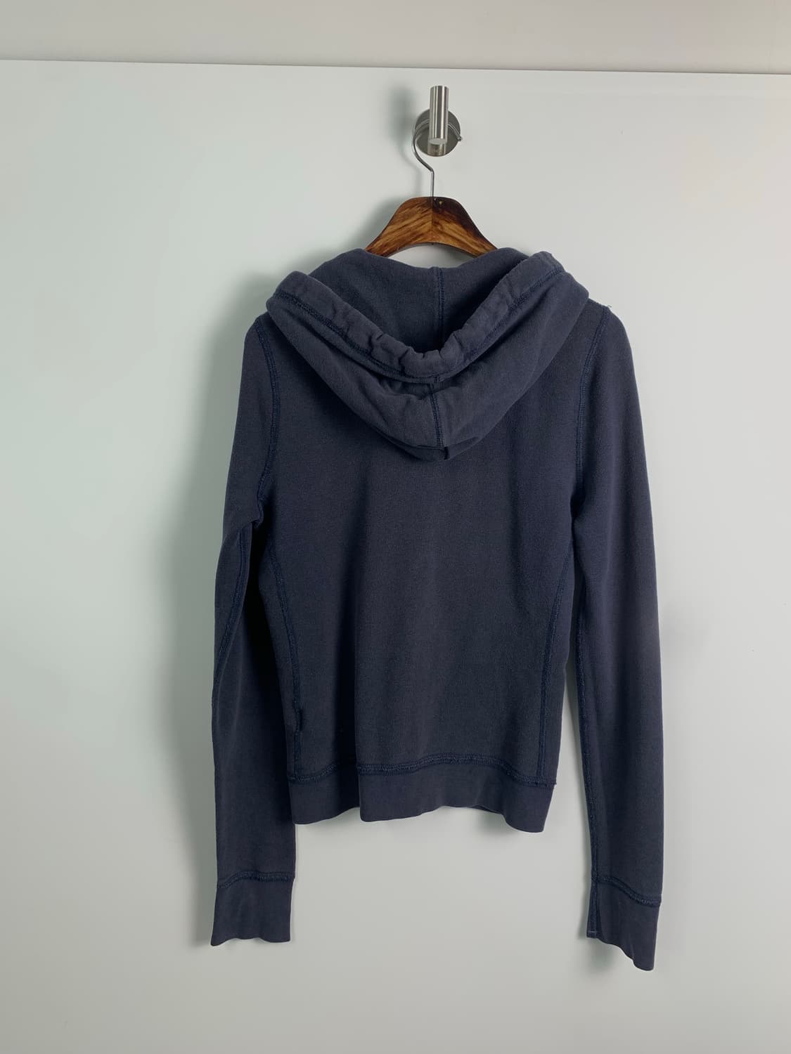 아베크롬비 y2k 와투케 네이비 딱붙 후드집업 상품이미지3