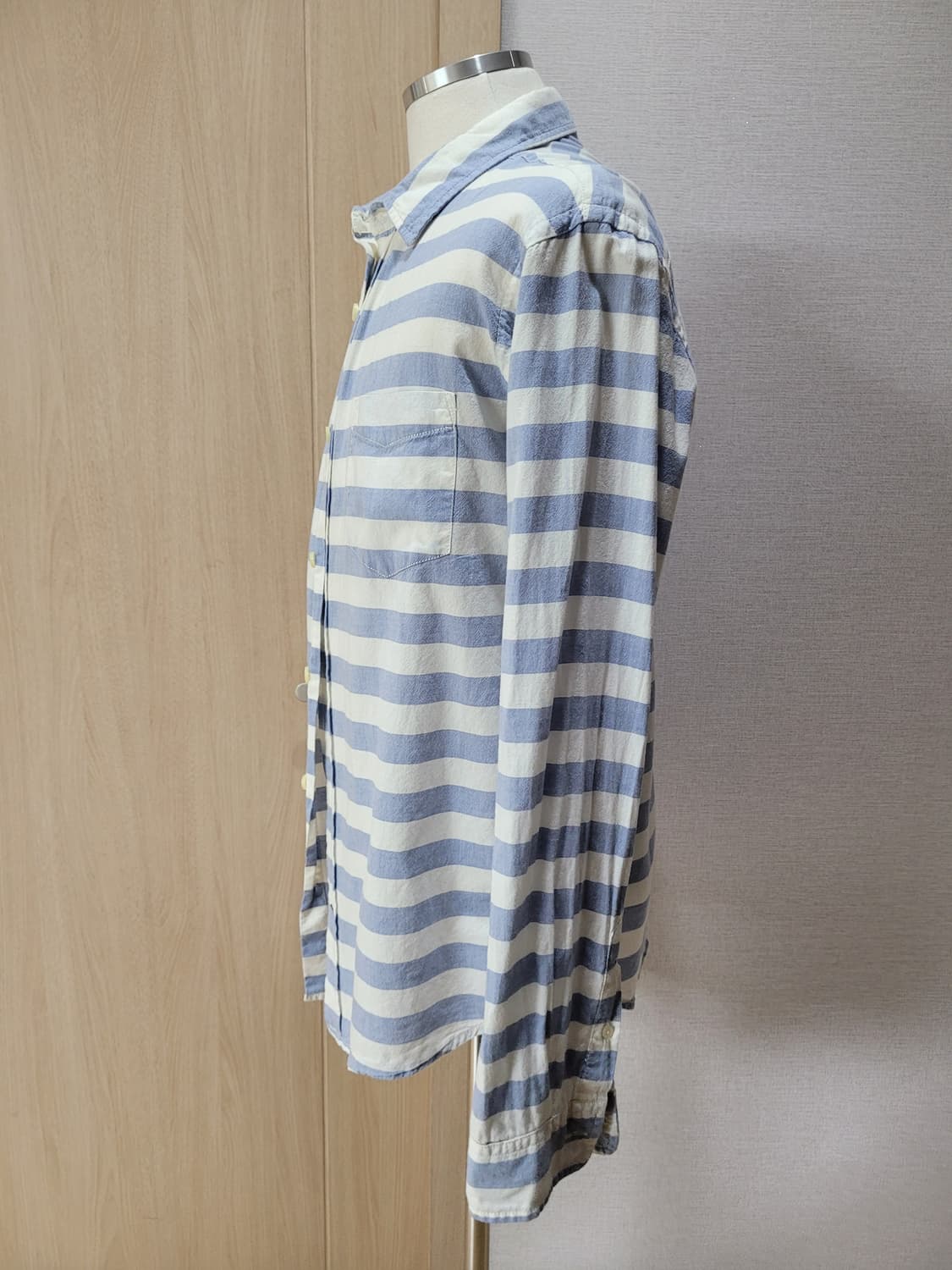 후아유 WHO.A.U 남자 스트라이프 셔츠 105 스카이블루 상품이미지5