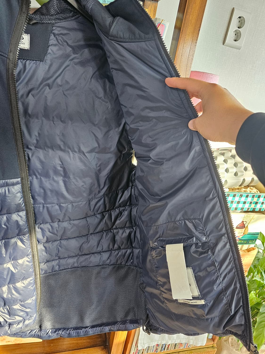 54사이즈（105-110)씨피 cp컴퍼니 나일론 조끼패딩 팔아요 정품  상품이미지5