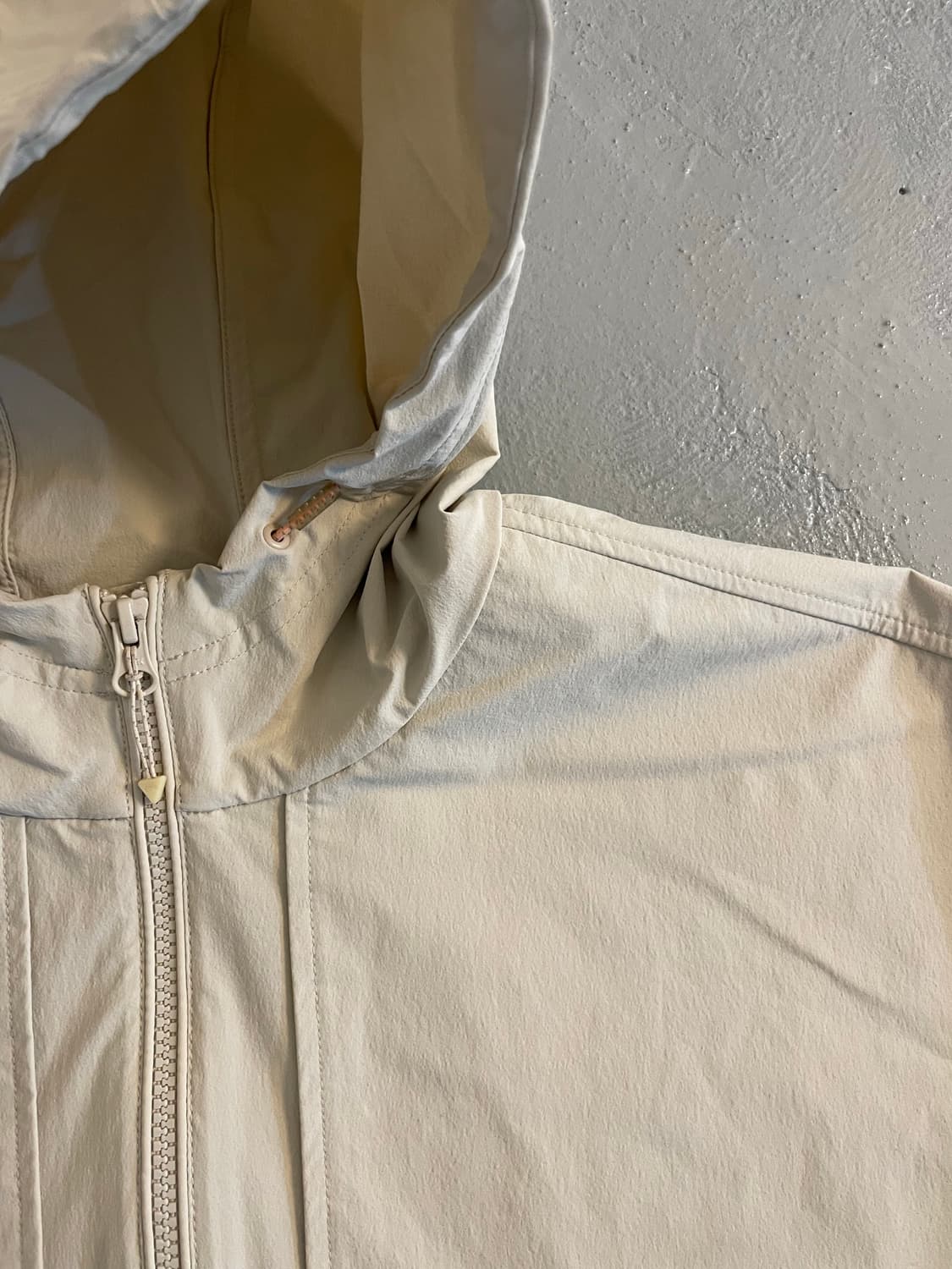 아이더 바람막이 상품이미지4