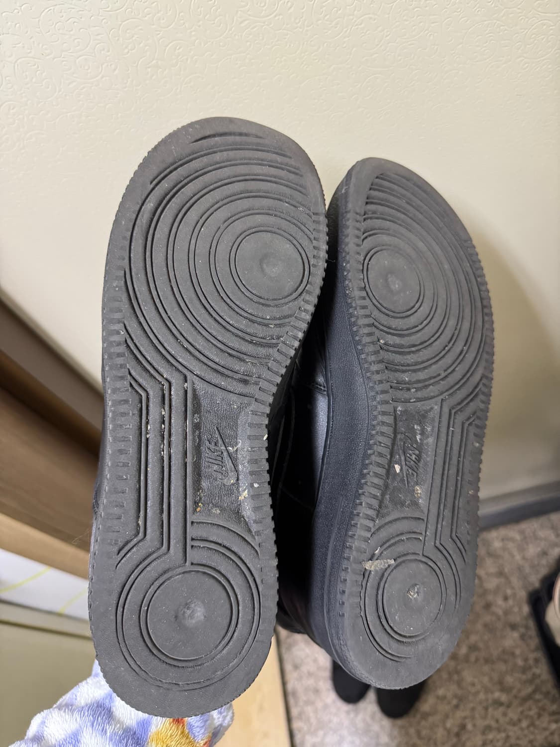 나이키 에어포스 트리플 블랙 270 상품이미지5