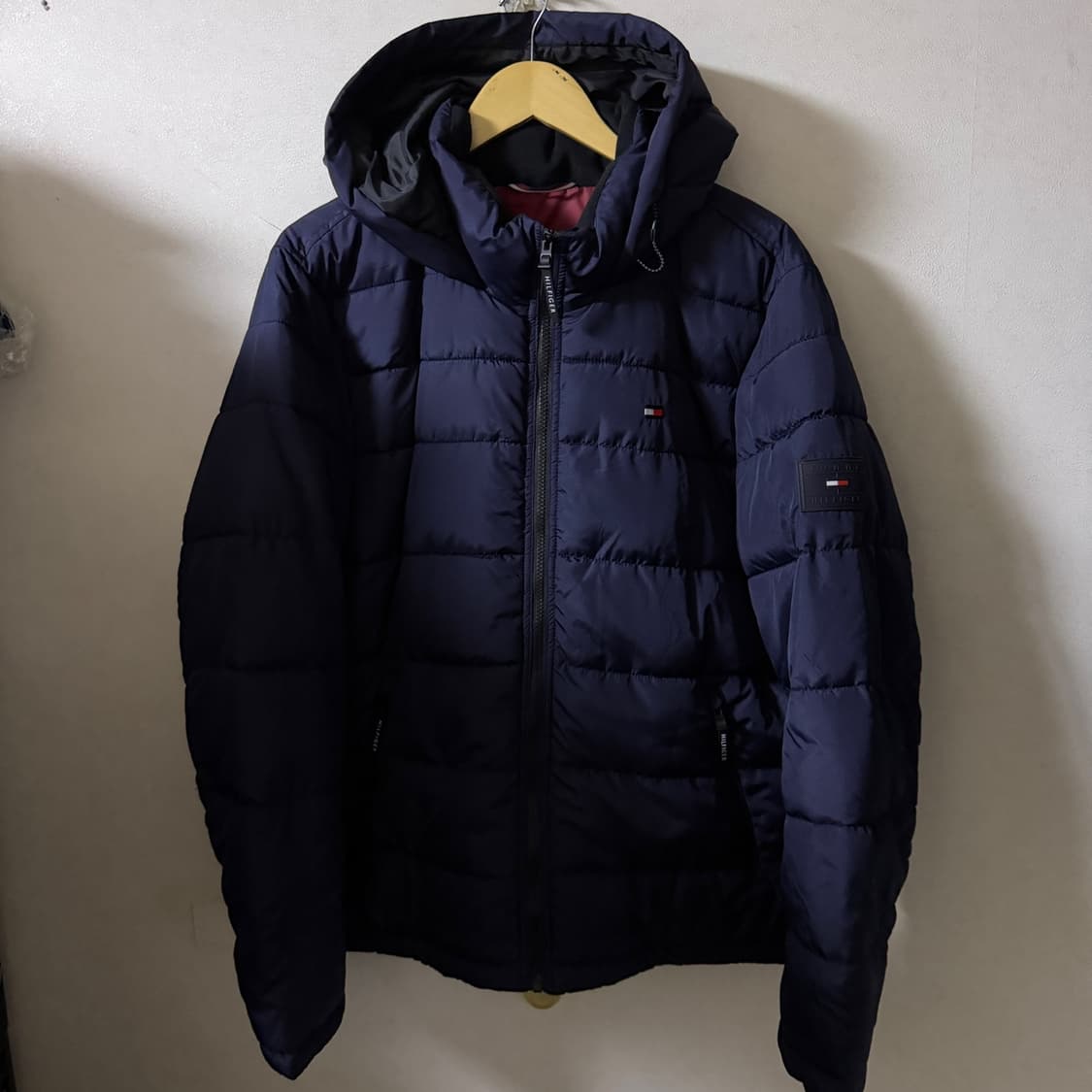 타미힐피거 네이비 후드 패딩점퍼 M (105정도) 상품이미지1