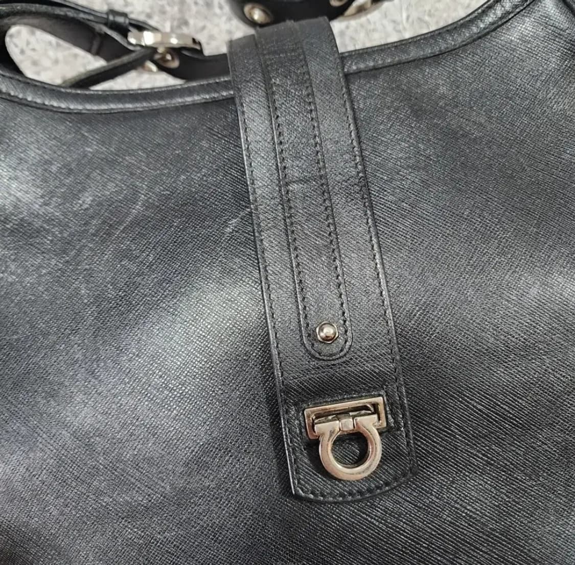 페라가모 숄더백 상품이미지7