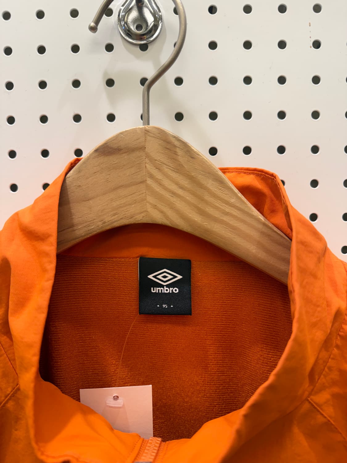 엄브로 빅러고 IPFU 바람막이 자켓  U22 상품이미지5