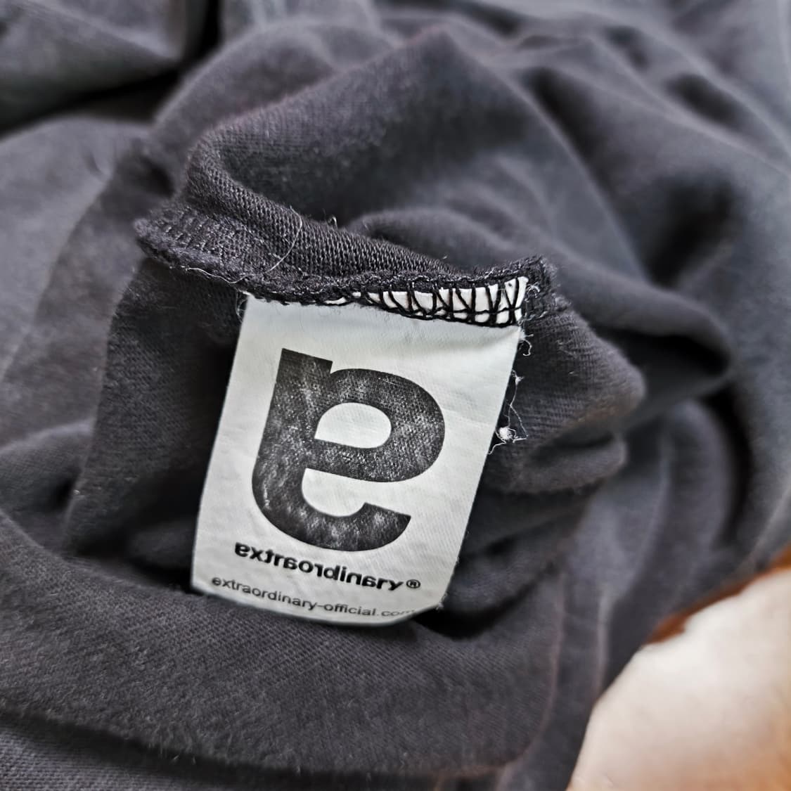[XL] 엑스트라 오디너리 오버사이즈 차콜 티셔츠 상품이미지5
