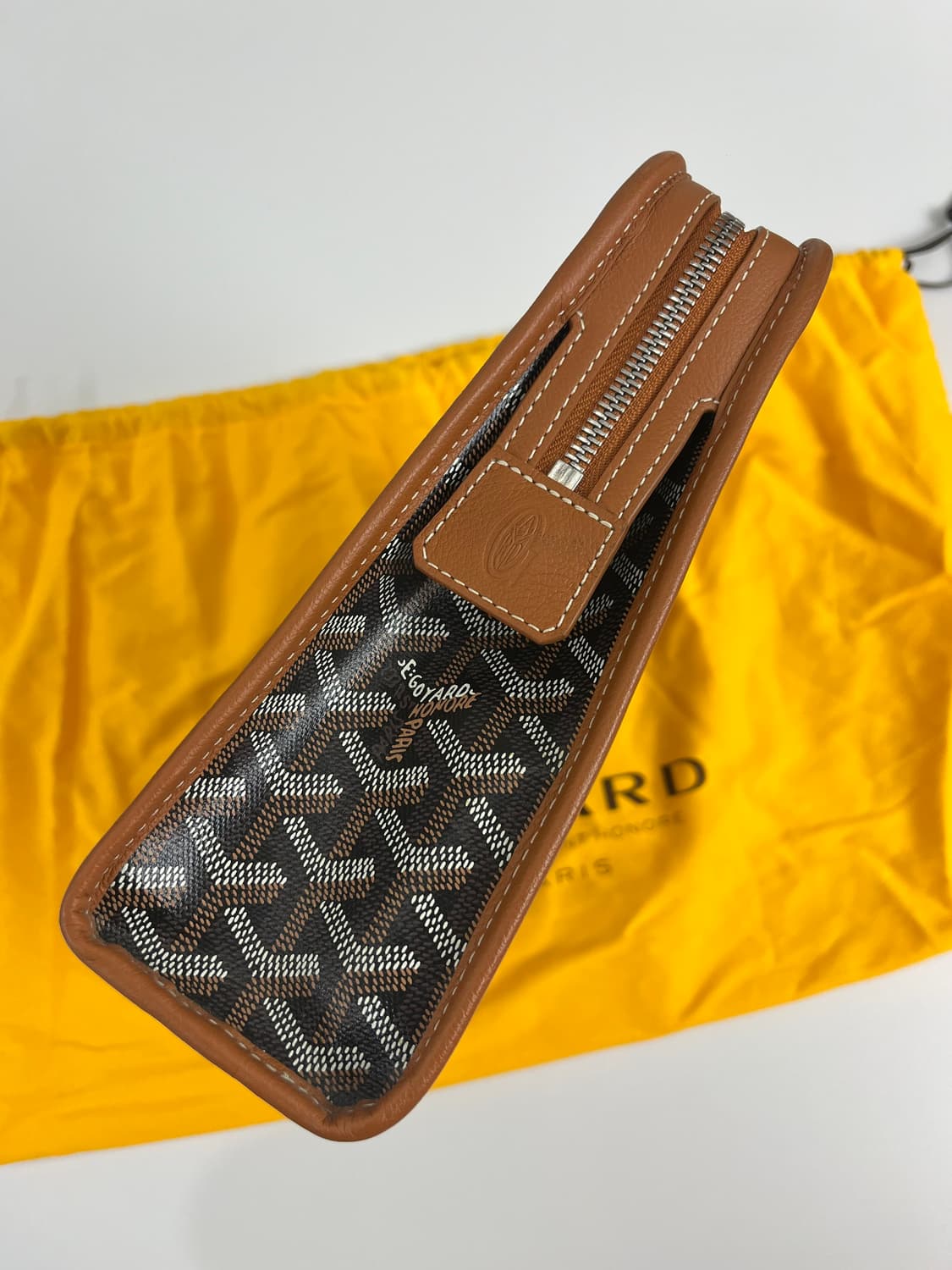 [상태최상/풀구성] 고야드 쥬방스 gm 클러치백 블랙탄 상품이미지7