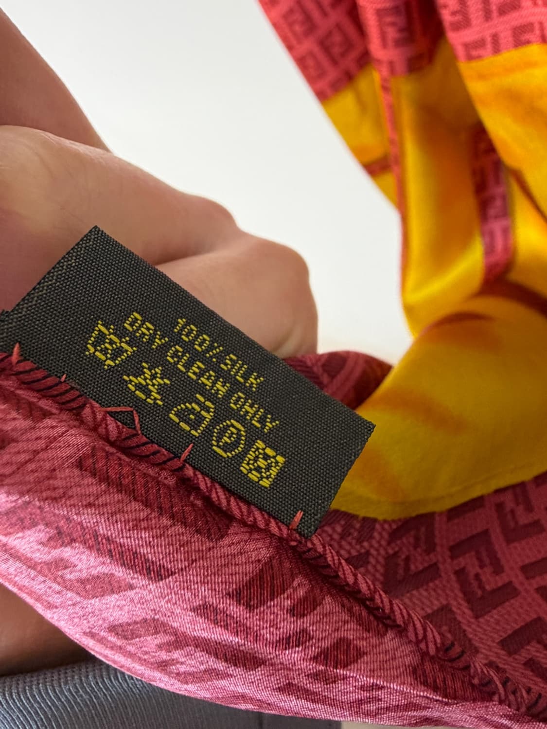 펜디 실크 스카프  상품이미지5