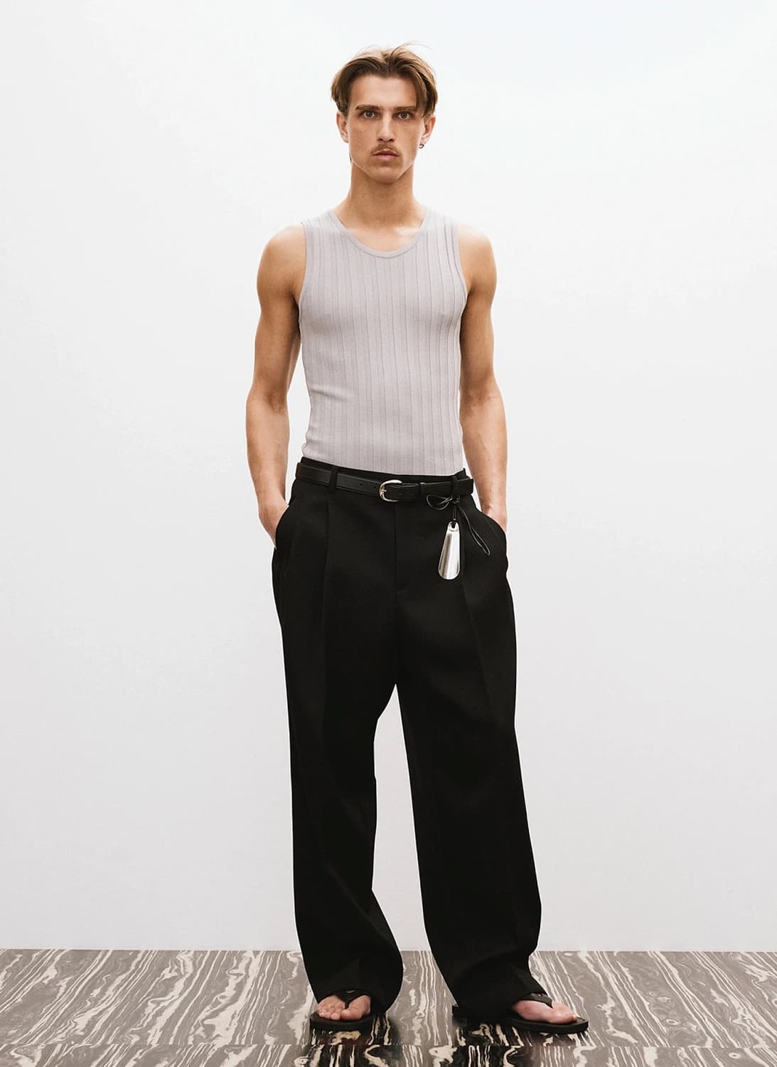 렉토 25SS 더블 플리츠 투턱 와이드 팬츠 블랙 상품이미지2