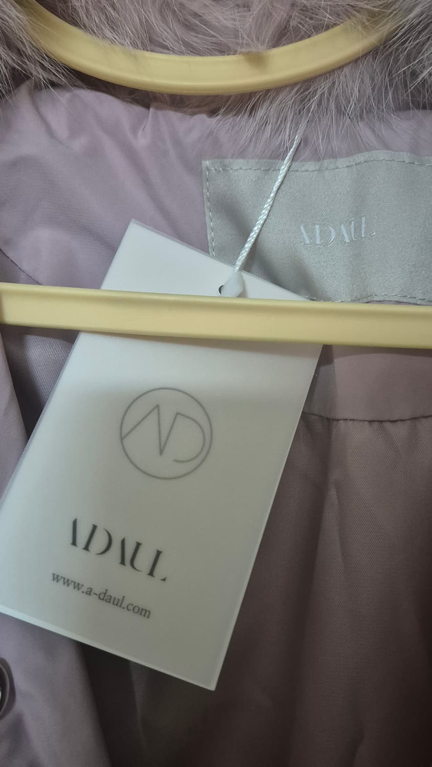 어다울 핑크색 폭스퍼 패딩 새거 원가 40만 상품이미지3