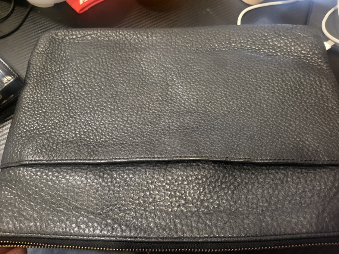 프라다 크러치 상품이미지3