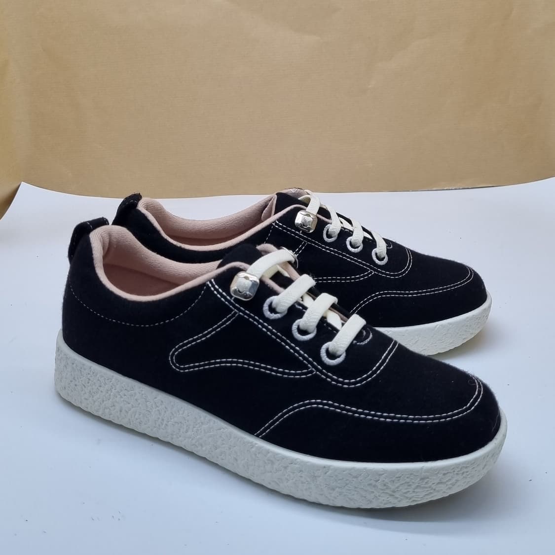 브루마스 스니커즈240. 상품이미지1