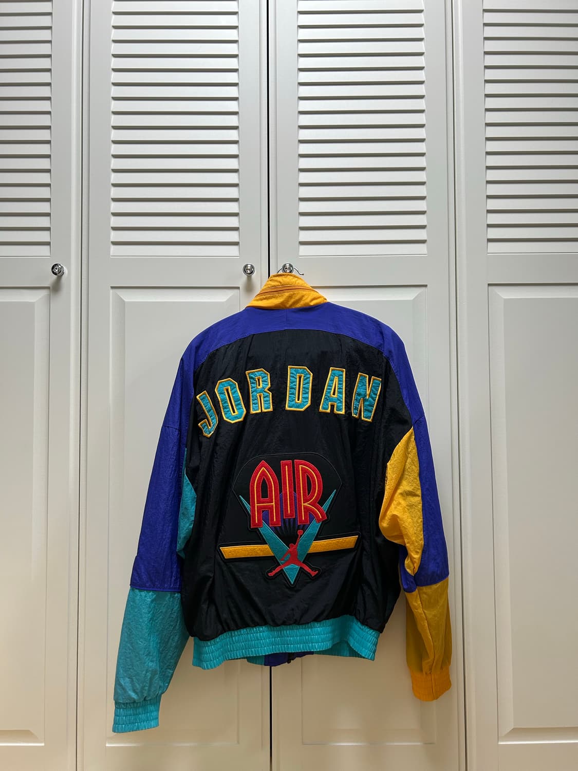 나이키 에어조던 레거시 자켓 M 상품이미지4