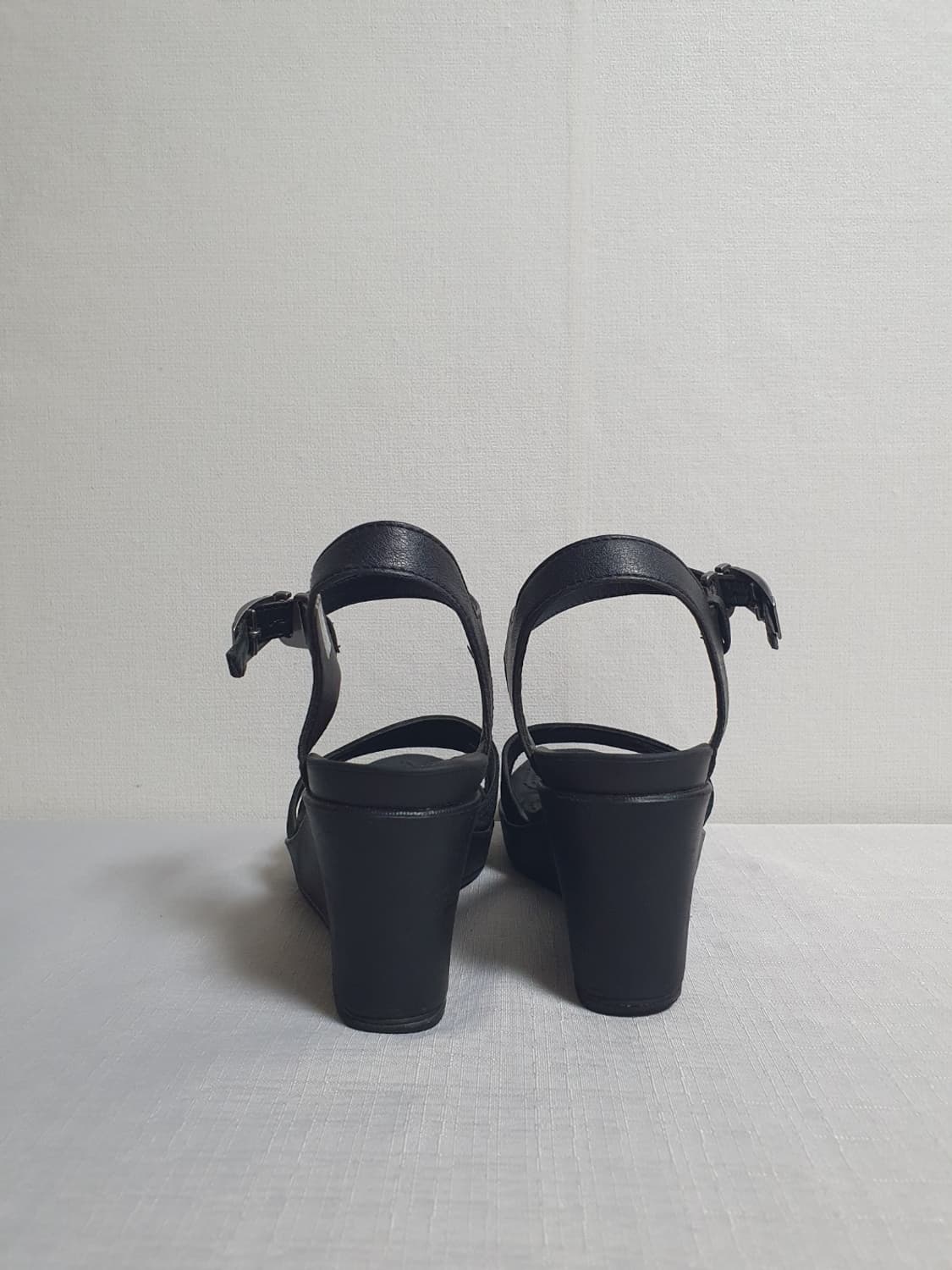 크록스 레이2 앵클 스트랩 웨지 샌들 블랙 240mm 상품이미지5