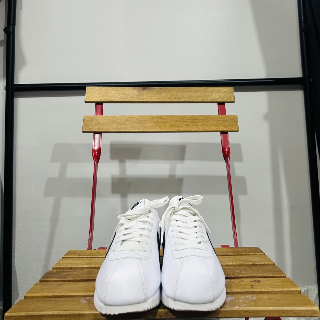 245) 나이키 운동화 여성 여자 신발 코르테즈 흰검 상품이미지2