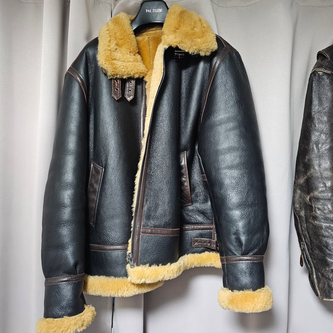 B3 무스탕 레더자켓 착샷o 상품이미지2