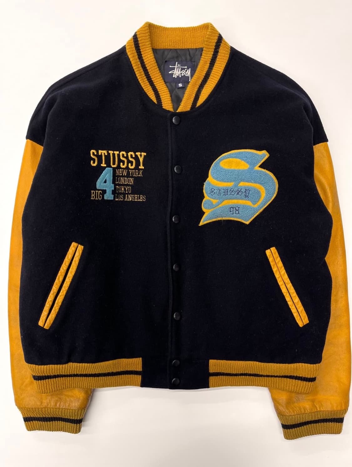 스투시 90’s big4 바시티 자켓 옐로우 다크네이비 상품이미지1