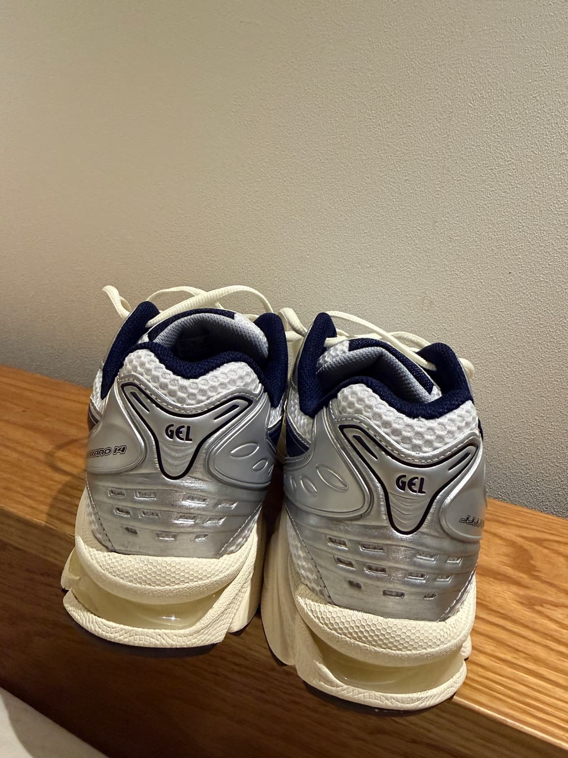 아식스 x JJJ자운드 젤 카야노 14 화이트 미드나잇 280 상품이미지3