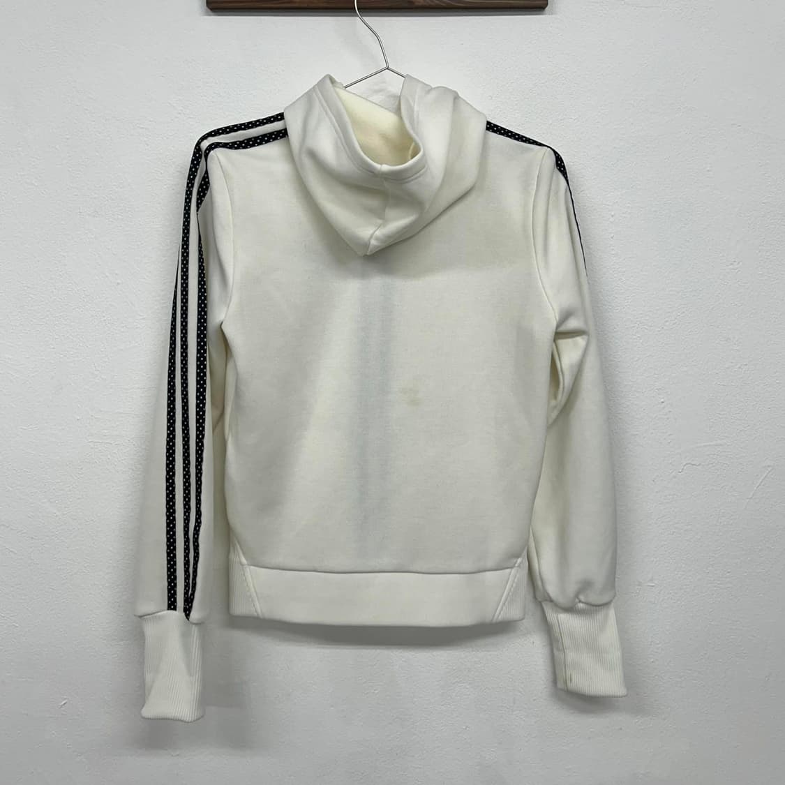 아디다스 화이트 도트 땡땡이 세미크롭 파이어버드 대대장 작사 후드집업 져 상품이미지5