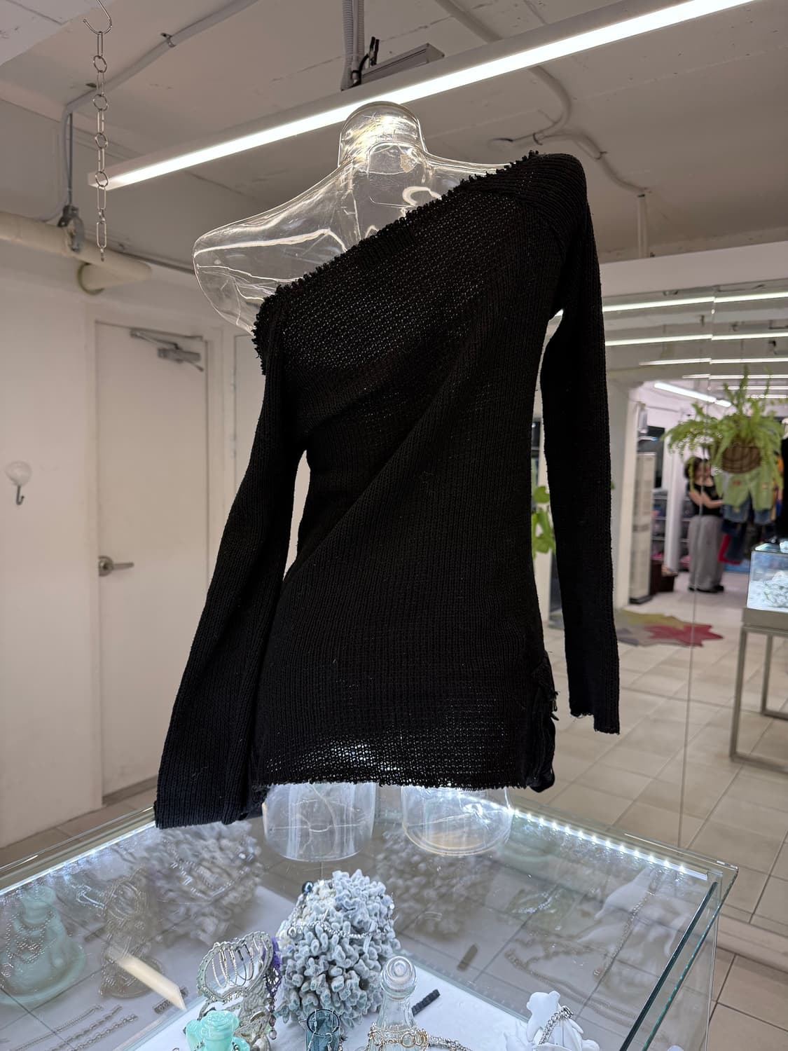 off shoulder pocket heavy knit 상품이미지3