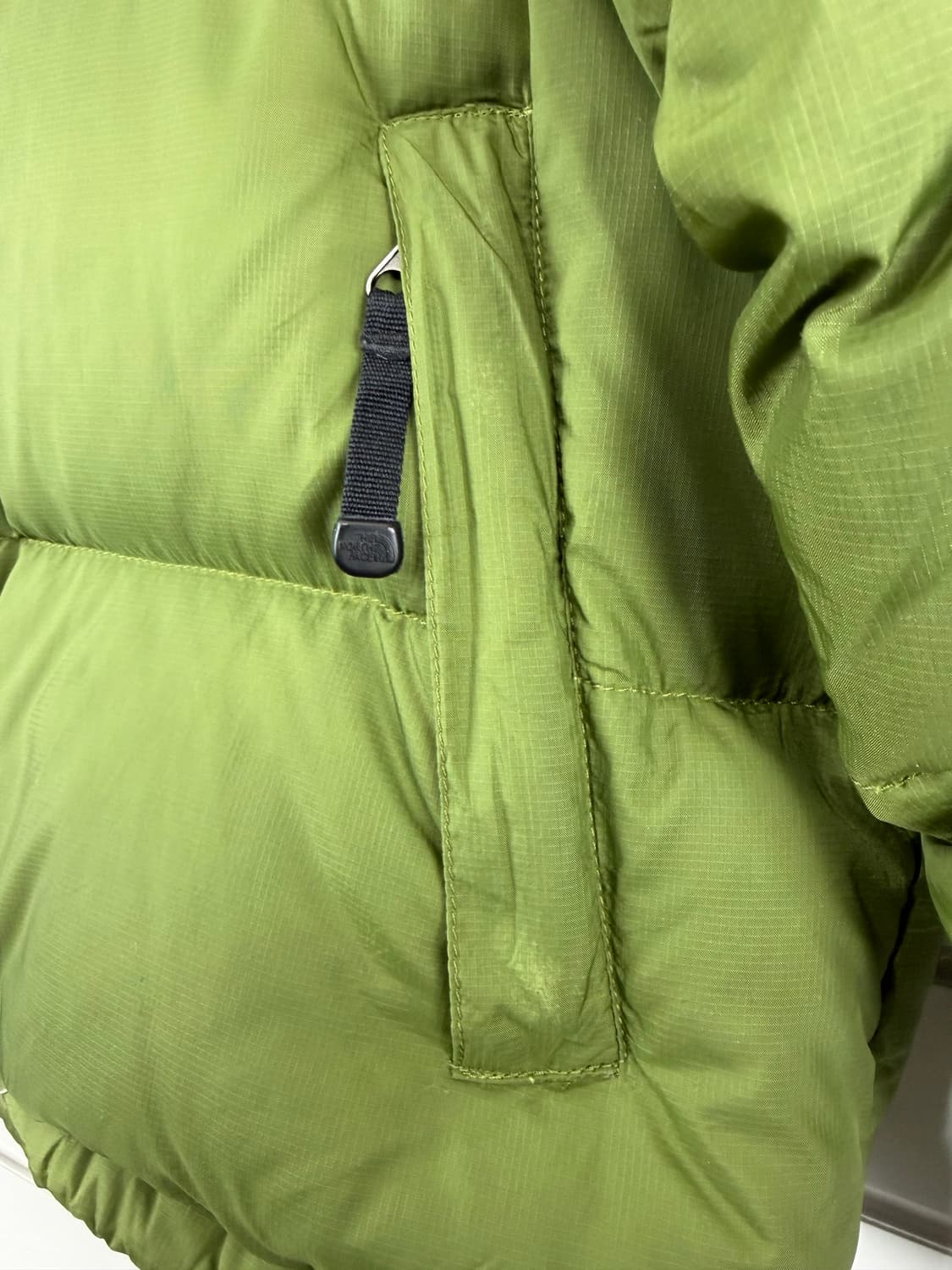 The North Face 눕시 700 일본판 back 센터 로고 상품이미지5