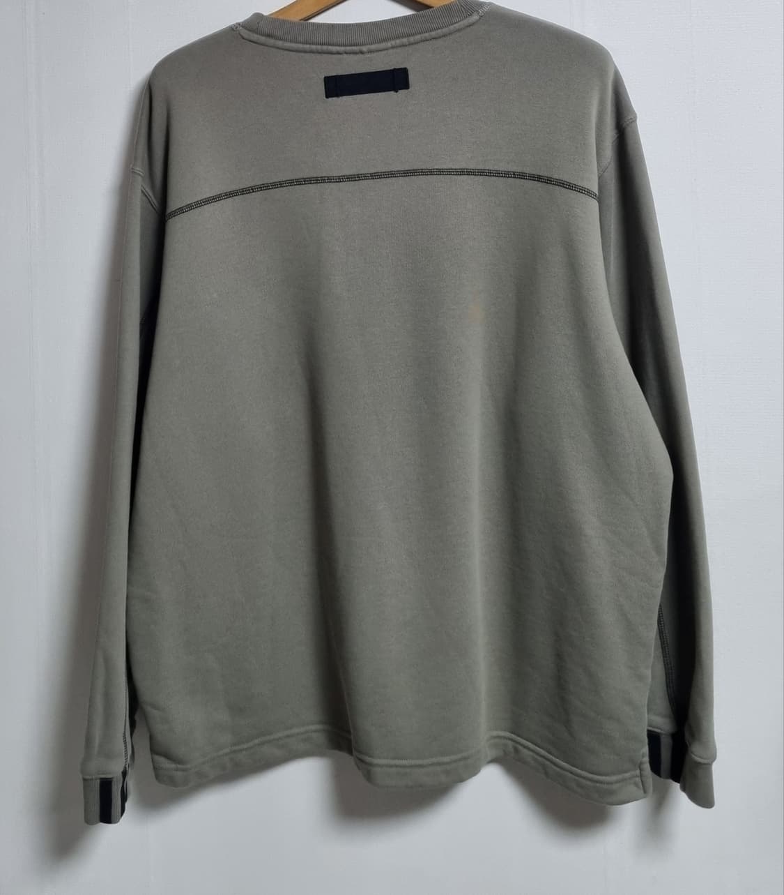 XL ) 아디다스 카키 포켓 맨투맨 상품이미지2