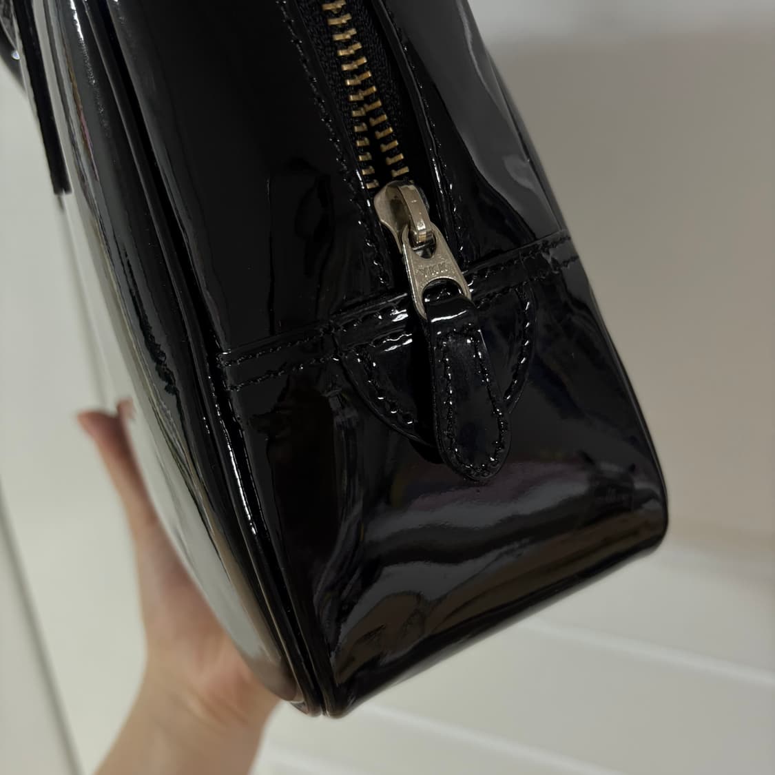 꼼데가르송 아오야마백 2호 에나멜 상품이미지5