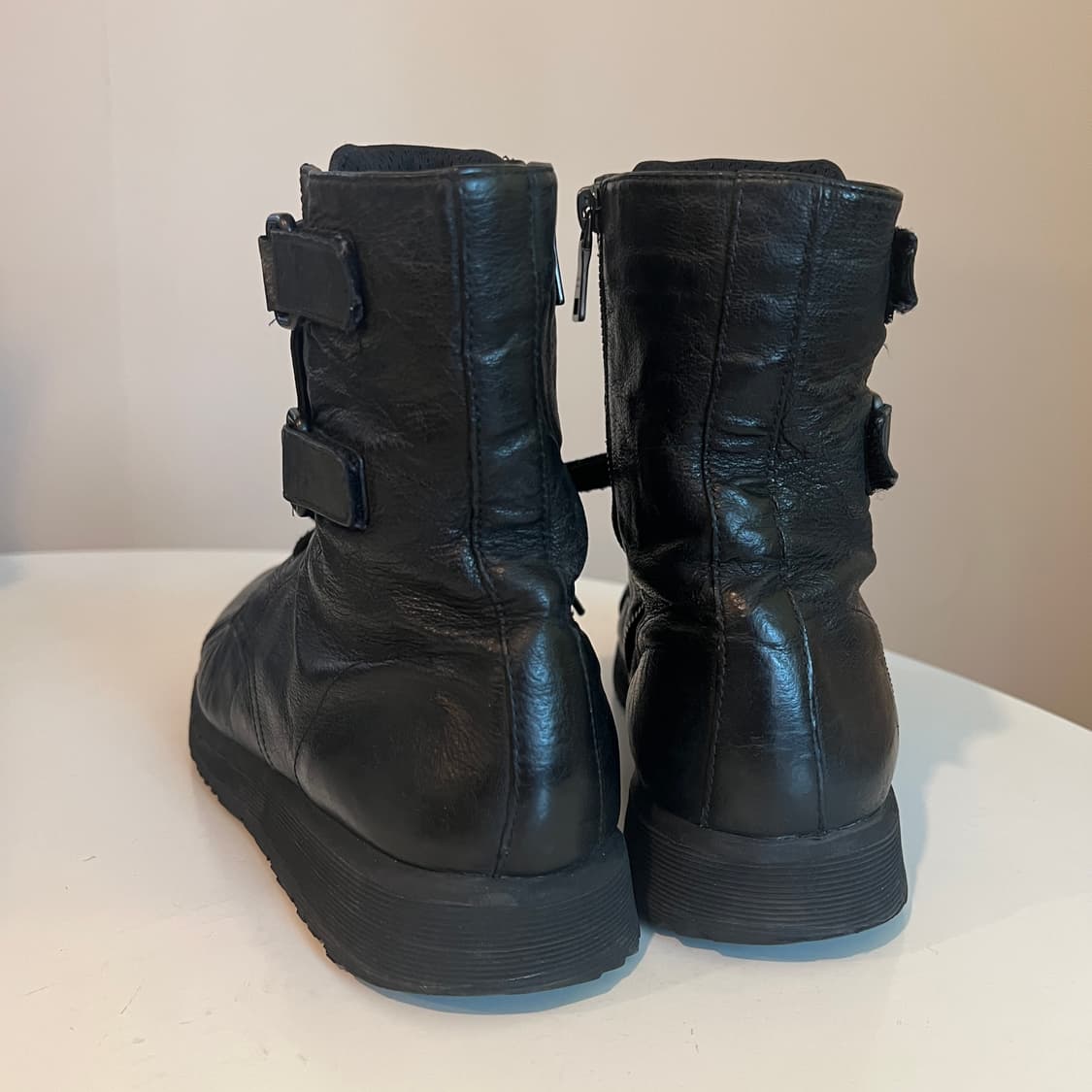프라다 컴뱃 부츠 상품이미지3