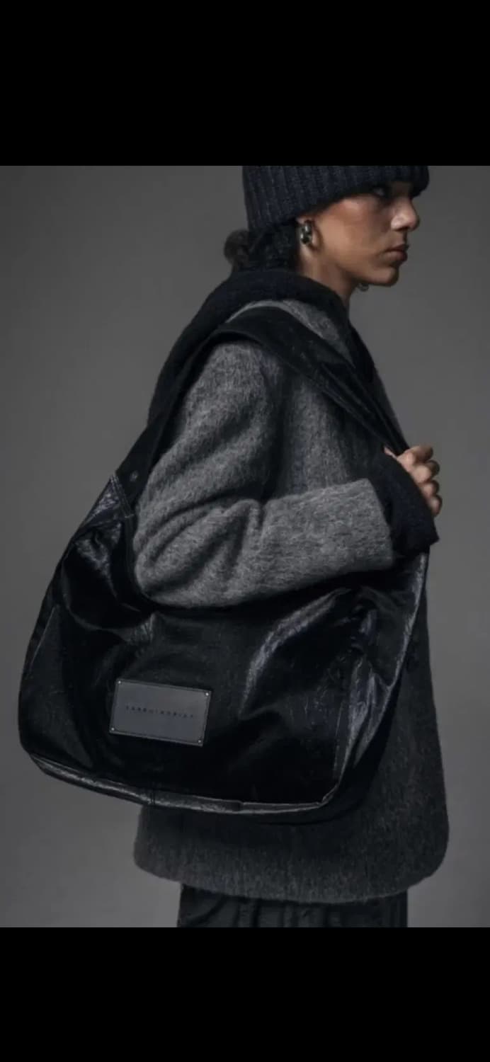 트리밍버드 샤이닝 레더 와이드 빅 백 상품이미지1