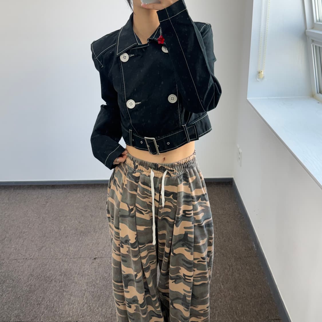 Armani exchange 아르마니 블랙 크롭 자켓 상품이미지1