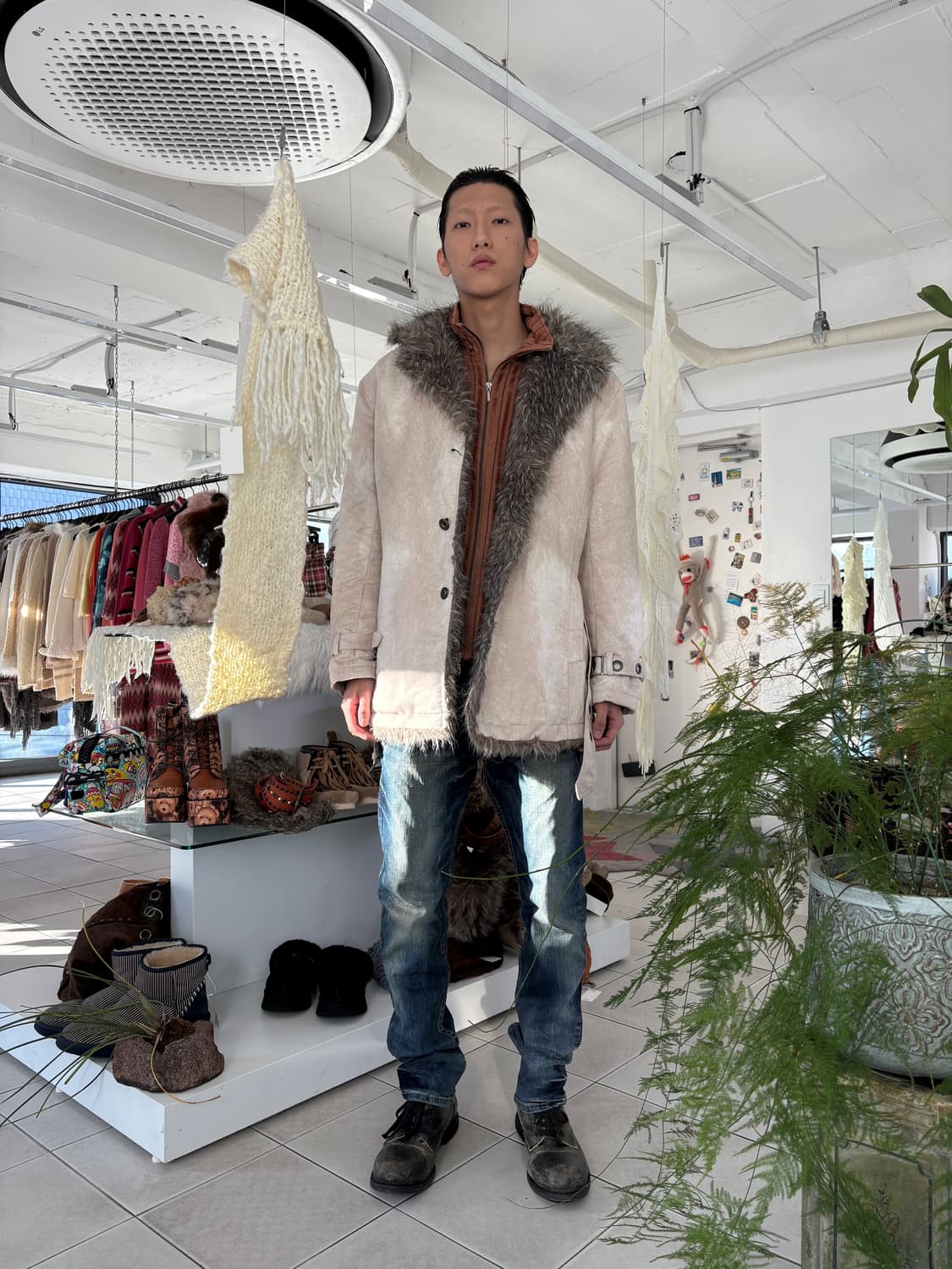 fur trim fake suede coat 상품이미지2
