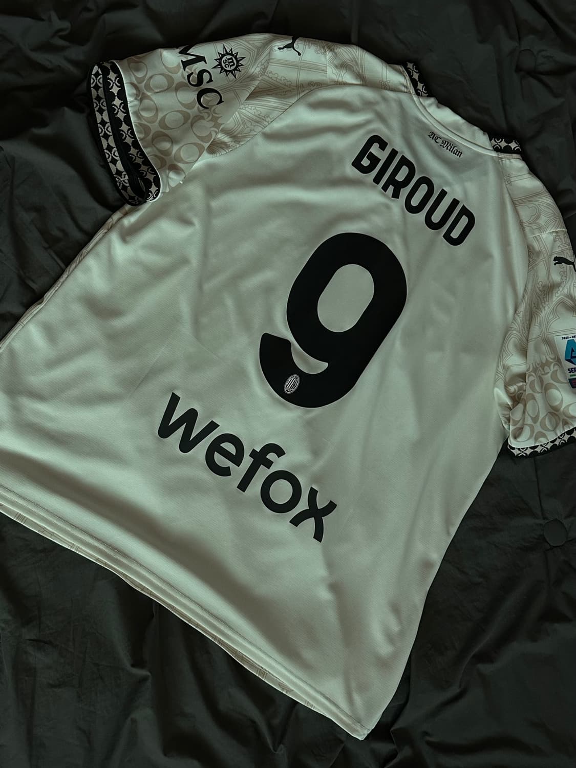 AC밀란 X 플레져스 지루 유니폼 상품이미지2