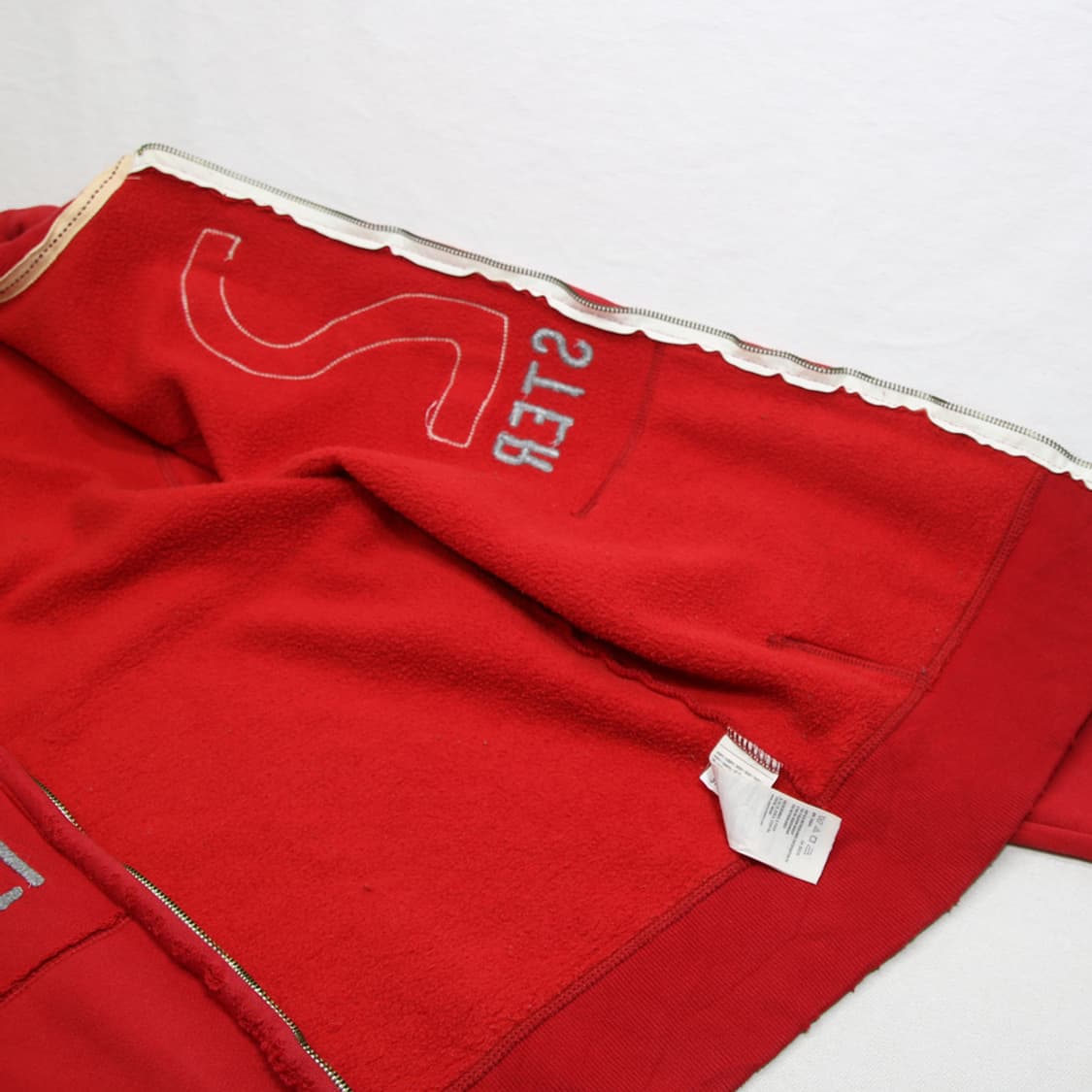 (착용컷) HOLLISTER 스웻 후드 집업 (남성용 100) 상품이미지7