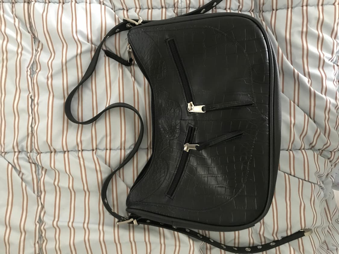 이우가마카라스 숄더백 상품이미지3