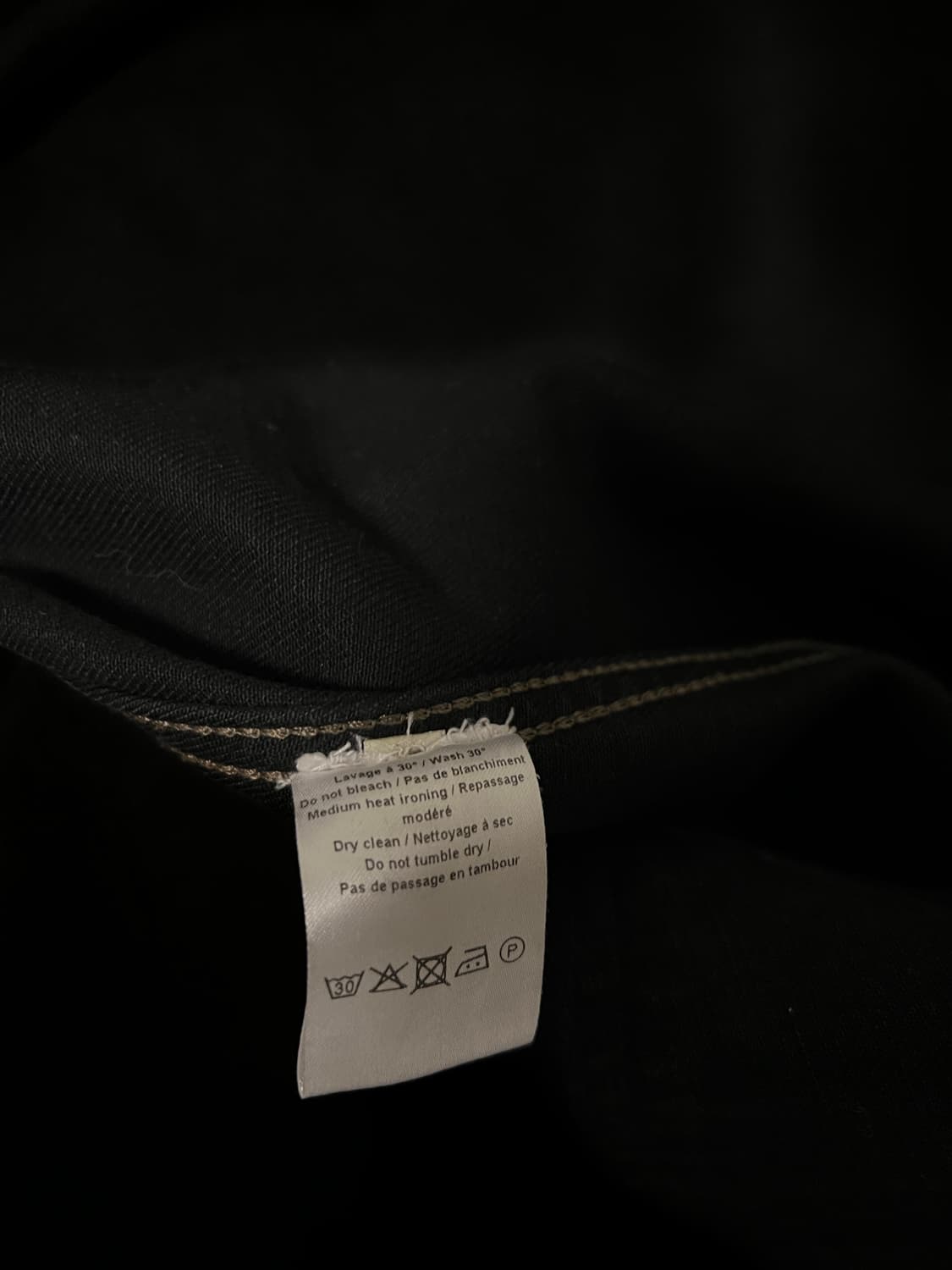 (46) 르메르 20ss 트러커 데님 자켓 블랙 상품이미지5