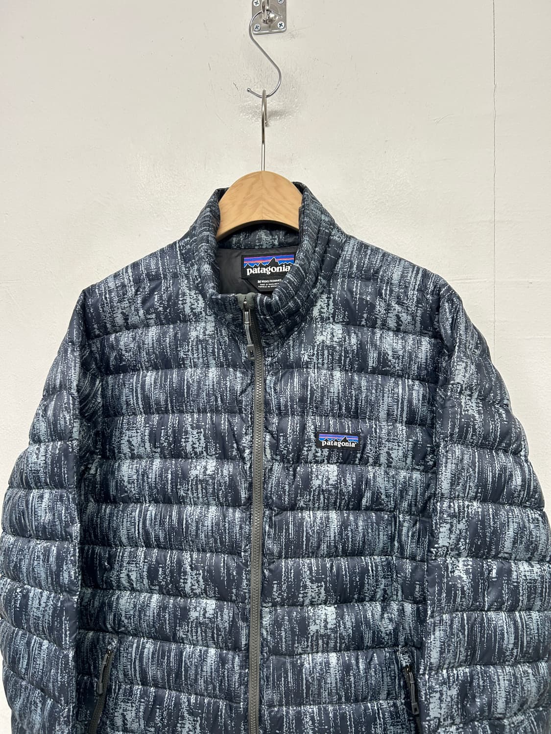 파타고니아 레어컬러 경량 다운 패딩자켓 상품이미지3