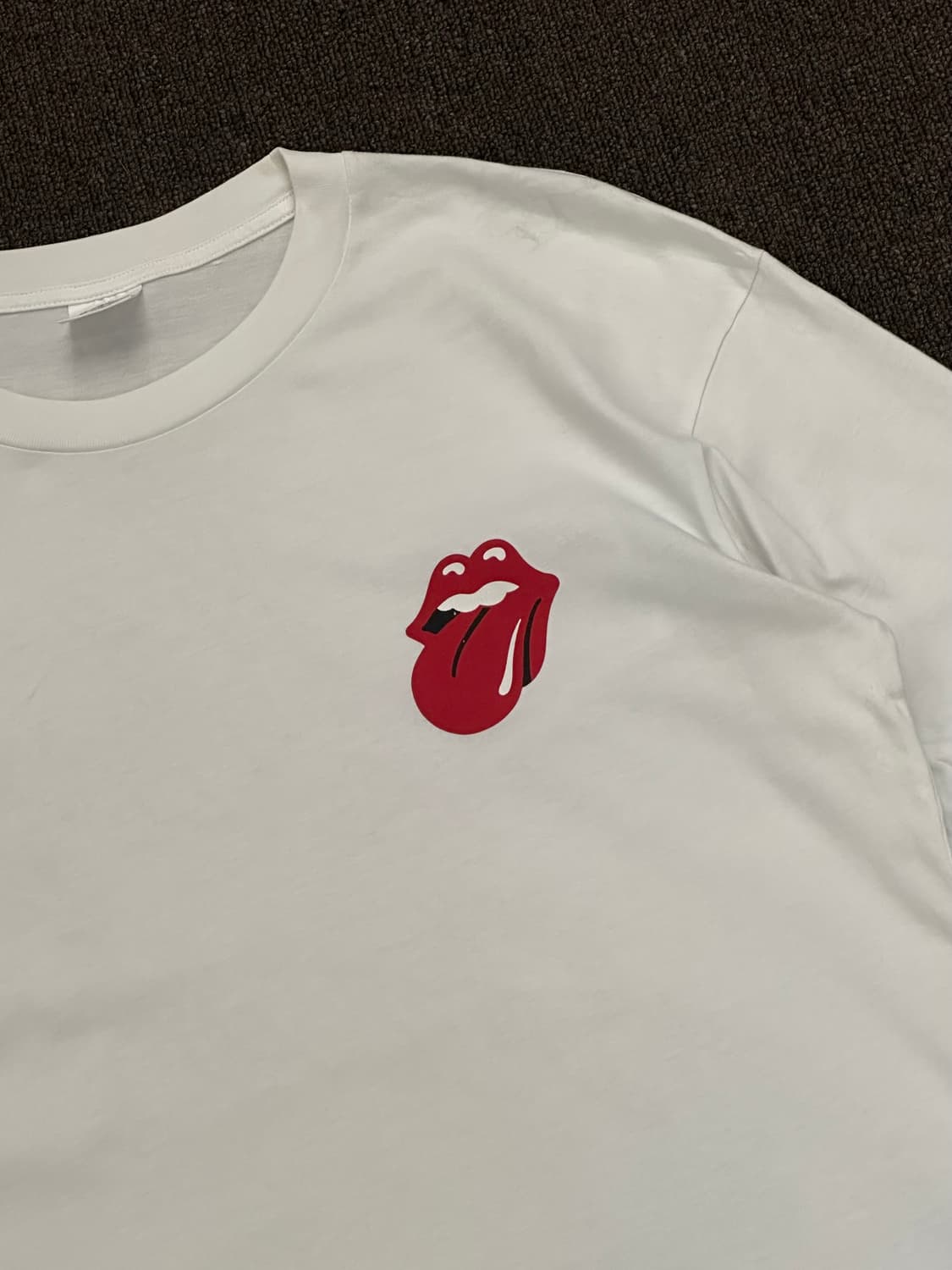 L)롤링스톤스 빈티지 밴드 로고 프린팅 브라바도 반팔 상품이미지2