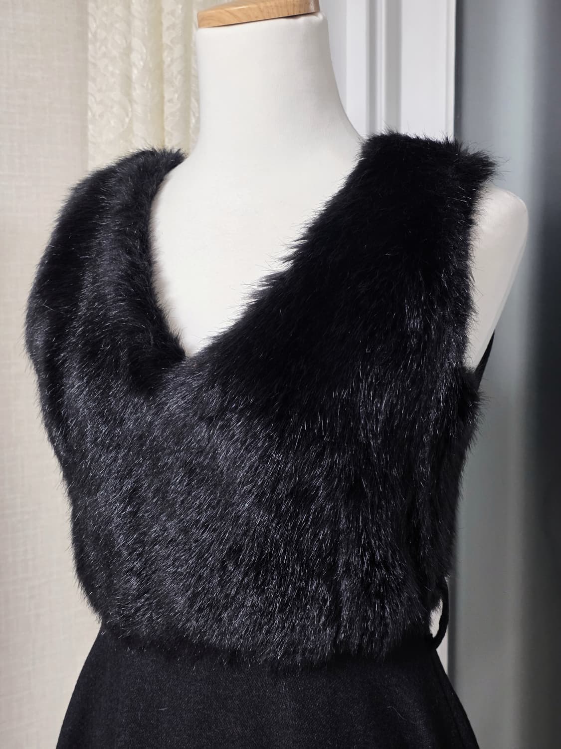 일본제 퍼 트리밍 모직 원피스 블랙 상품이미지3