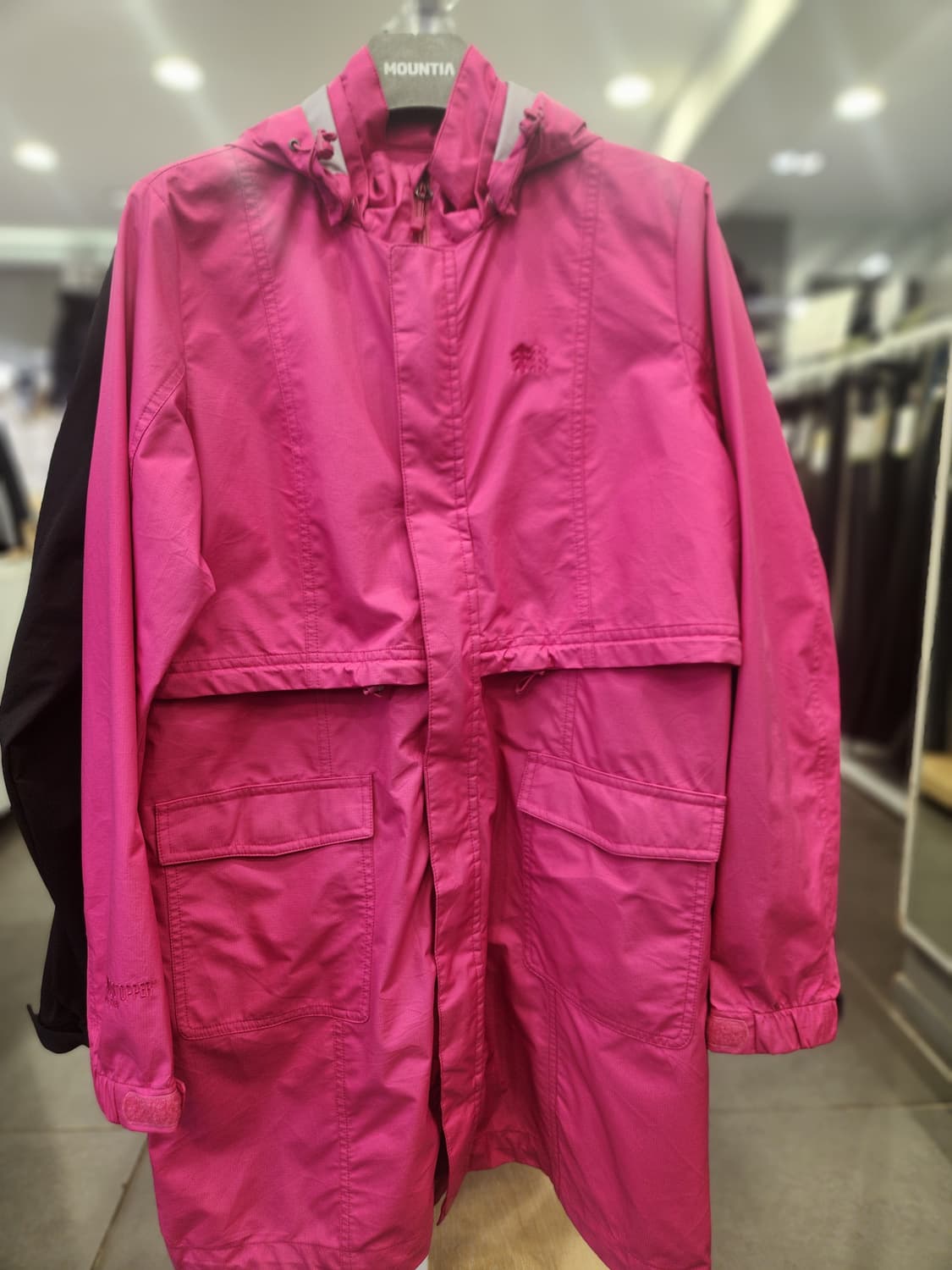 코오롱스포츠 여성 후드 바람막이 자켓 핑크 등산자켓 상태좋음 상품이미지1